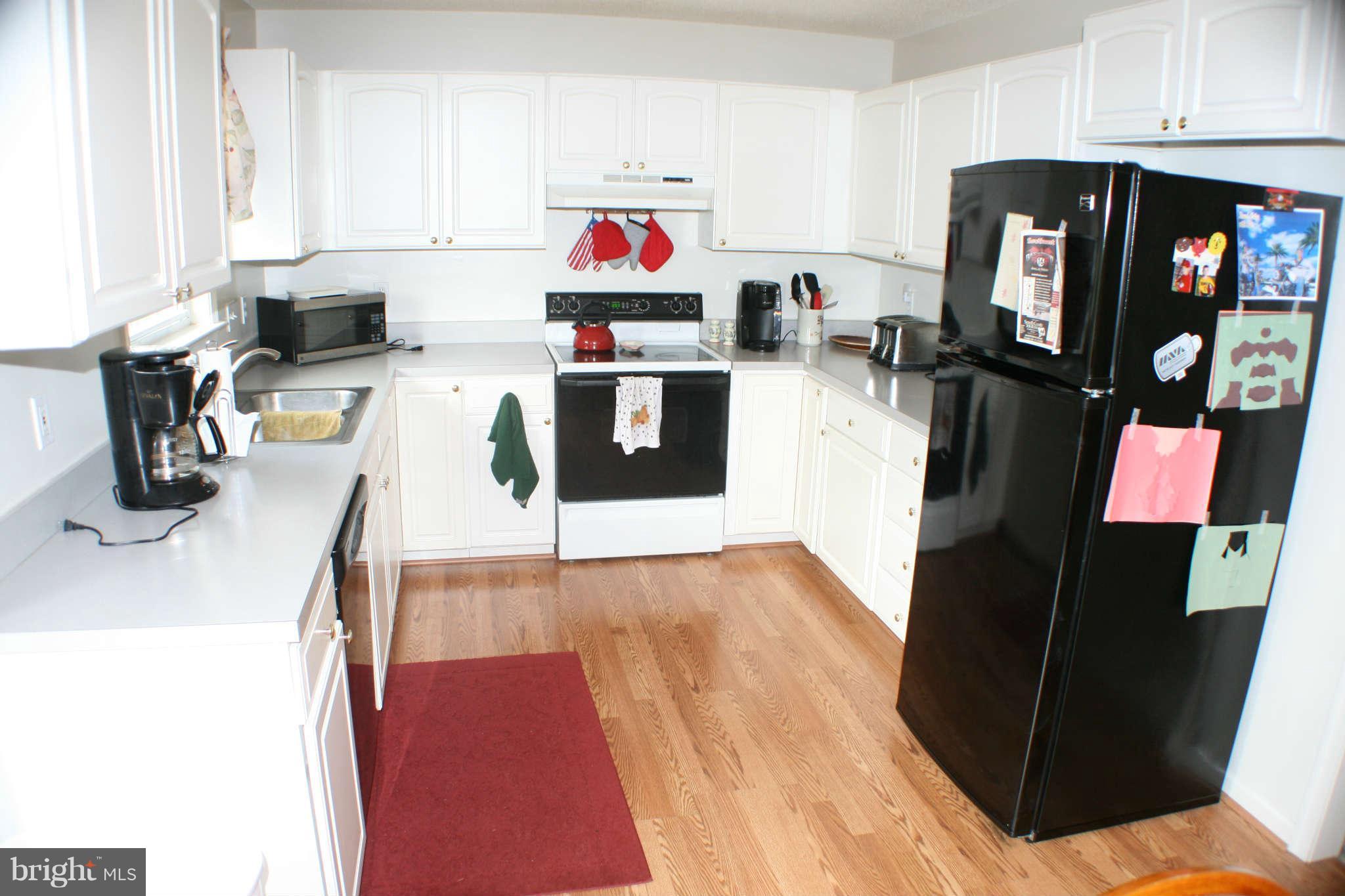 321 Stonehenge Road Winchester, VA 22601 - Photo 5 of 18 Kitchen