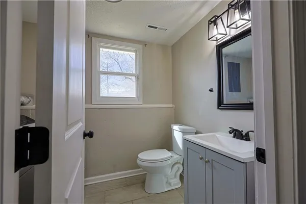 $349,000 | 525 North Stevenson Street, Olathe, KS 66061