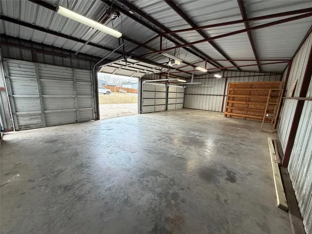 $2,600 | 1010 Vine Street, Weatherford, TX 76086