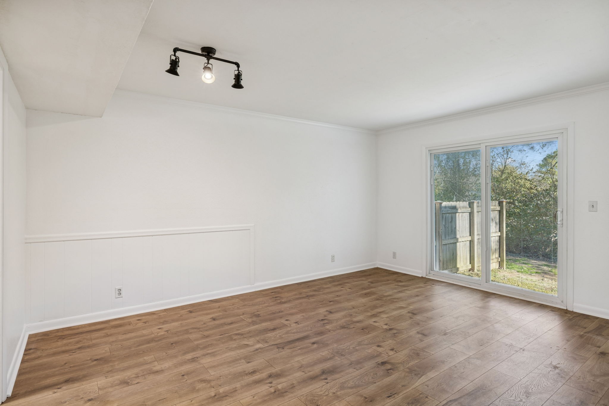 21 Vaughns Gap Road, Unit 14 Nashville, TN 37205 - Photo 6 of 26 a view of a room with wooden floor and natural light