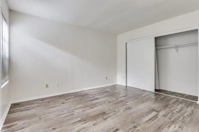 $1,275 | 3930 Portland Street, Unit 3932, Irving, TX 75038