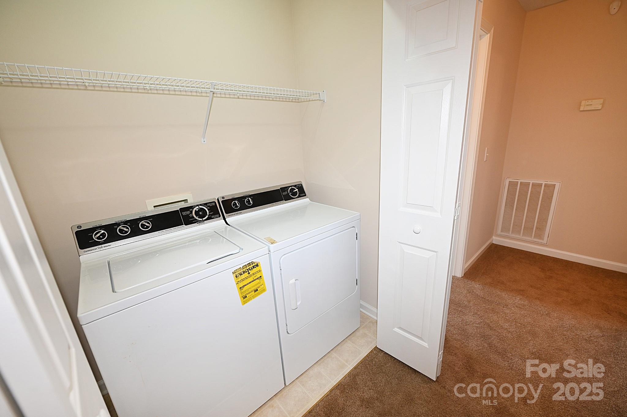 621 23rd Street Northwest Hickory, NC 28601 - Photo 20 of 35 a utility room with dryer and washer