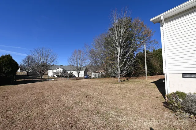 $250,000 | 621 23rd Street Northwest, Hickory, NC 28601