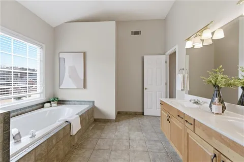 $499,000 | 5465 Vinings Lake Way Southwest, Mableton, GA 30126