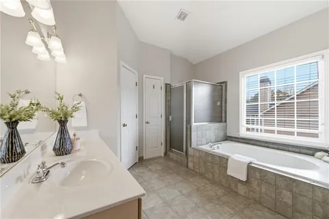 $499,000 | 5465 Vinings Lake Way Southwest, Mableton, GA 30126