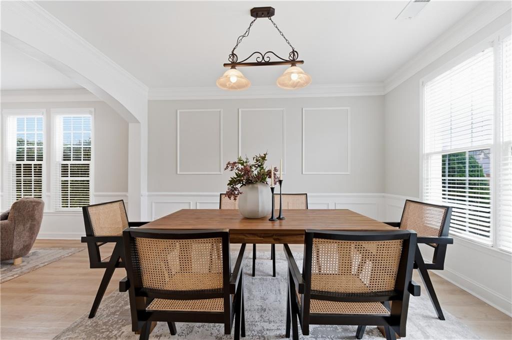 5465 Vinings Lake Way Southwest Mableton, GA 30126 - Photo 7 of 35