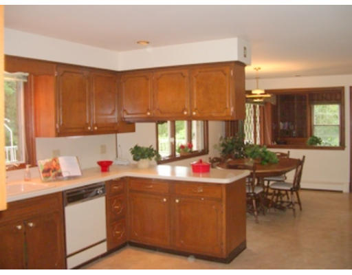12 Paddock Lane Lexington, MA 02421 - Photo 16 of 18