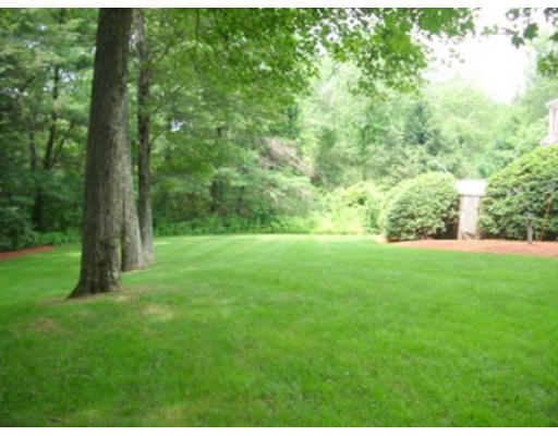 12 Paddock Lane Lexington, MA 02421 - Photo 6 of 18