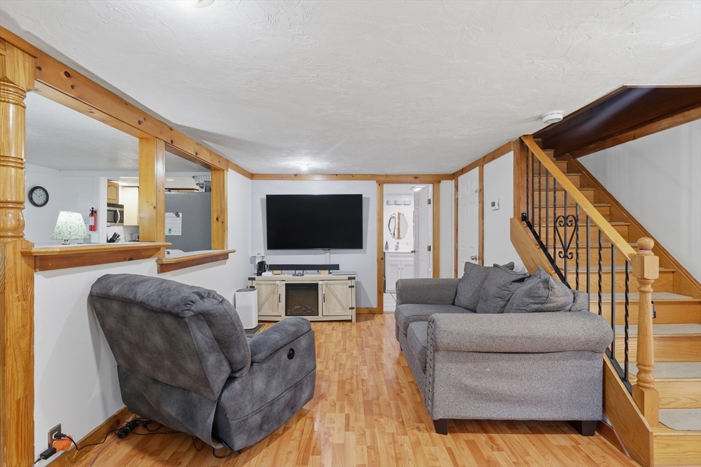 20 South Shore Road Westminster, MA 01473 - Photo 7 of 33 Gallery Image 7