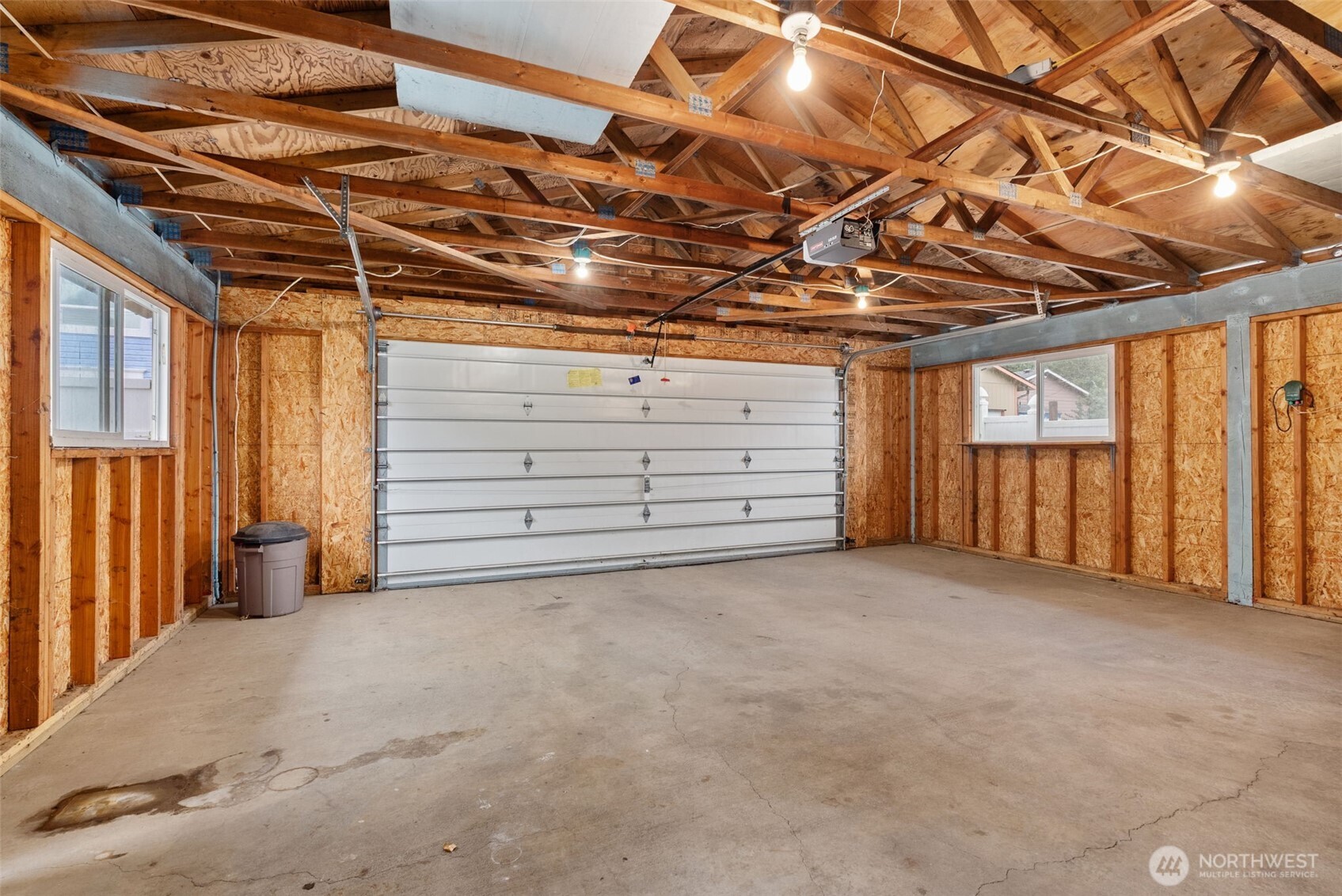 506 East Locust Street Centralia, WA 98531 - Photo 30 of 30 a view of room with an empty space