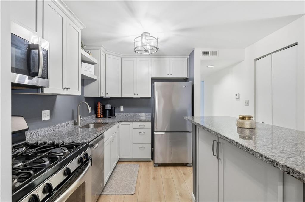 1905 Kenzie Road Pittsburgh, PA 15205 - Photo 13 of 30 Gallery Image 13