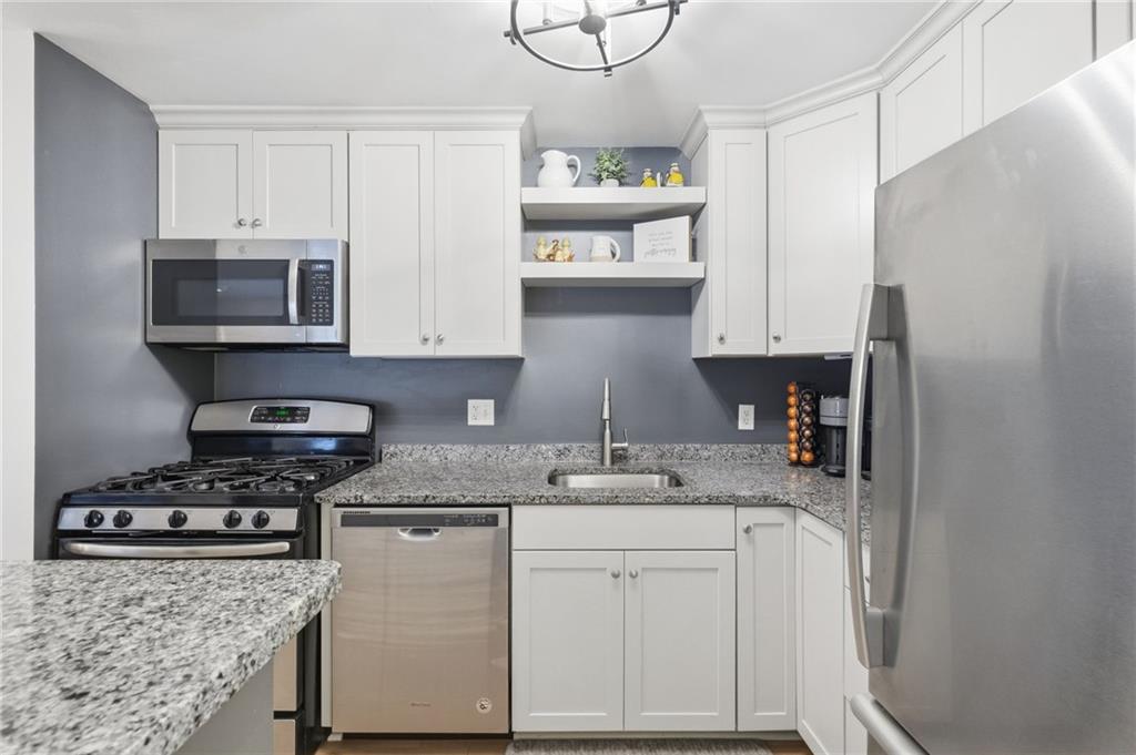 1905 Kenzie Road Pittsburgh, PA 15205 - Photo 14 of 30 Gallery Image 14