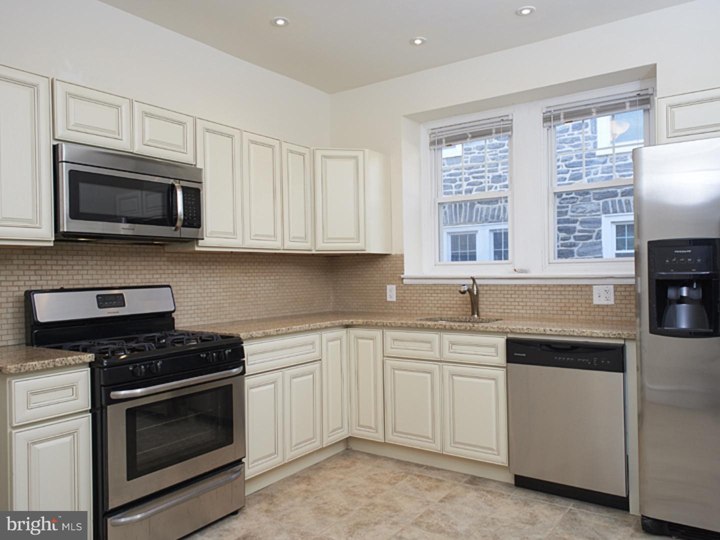 1839 Wynnewood Road Philadelphia, PA 19151 - Photo 7 of 19 Gallery Image 7