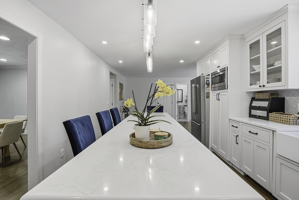 1239 Edgell Road Framingham, MA 01701 - Photo 11 of 42