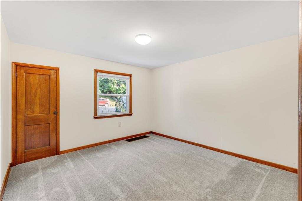 1004 Gringo Road Aliquippa, PA 15001 - Photo 16 of 26 Gallery Image 16
