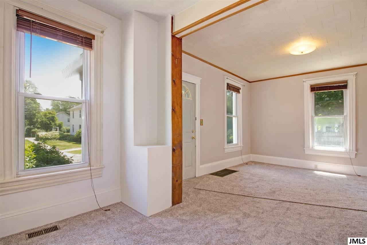 618 Edgewood Street Jackson, MI 49202 - Photo 8 of 25 Photo 8