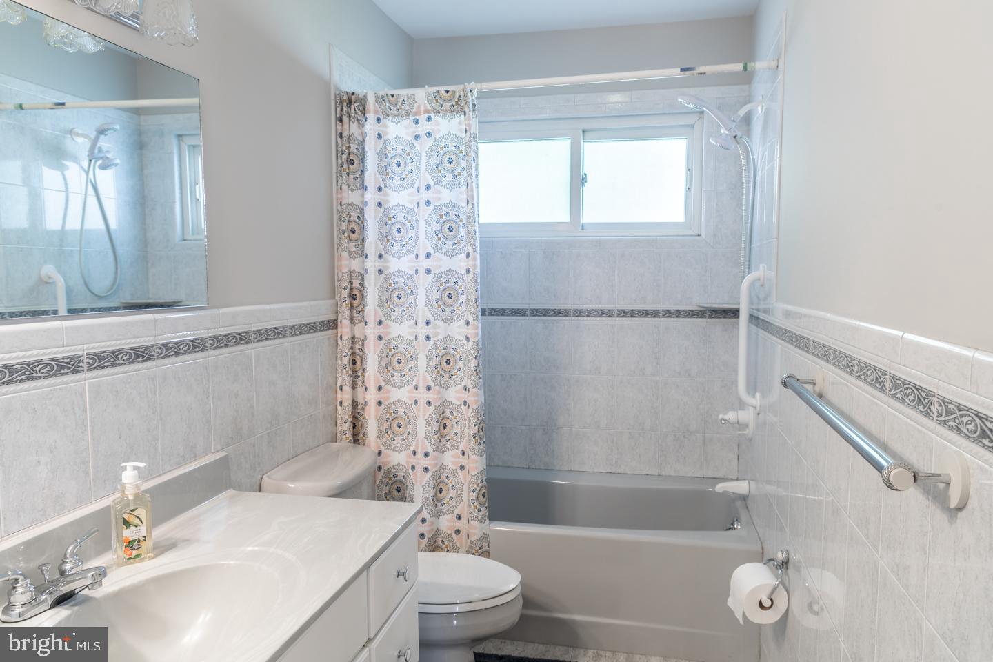 14 Dan Road Hamilton, NJ 08620 - Photo 12 of 16 Main Bathroom