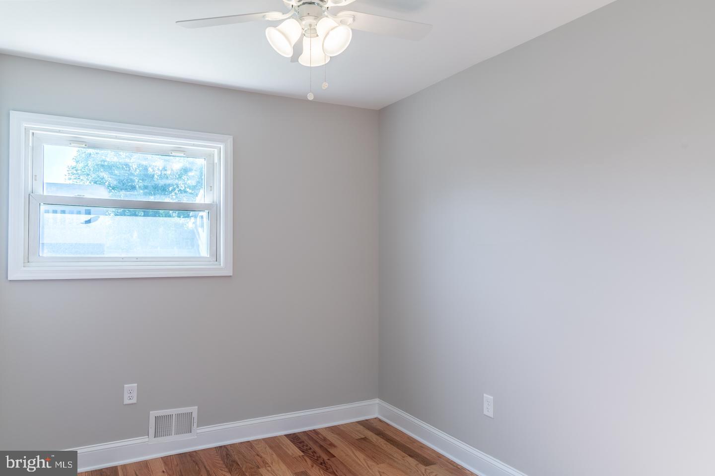 14 Dan Road Hamilton, NJ 08620 - Photo 14 of 16 Bedroom #2