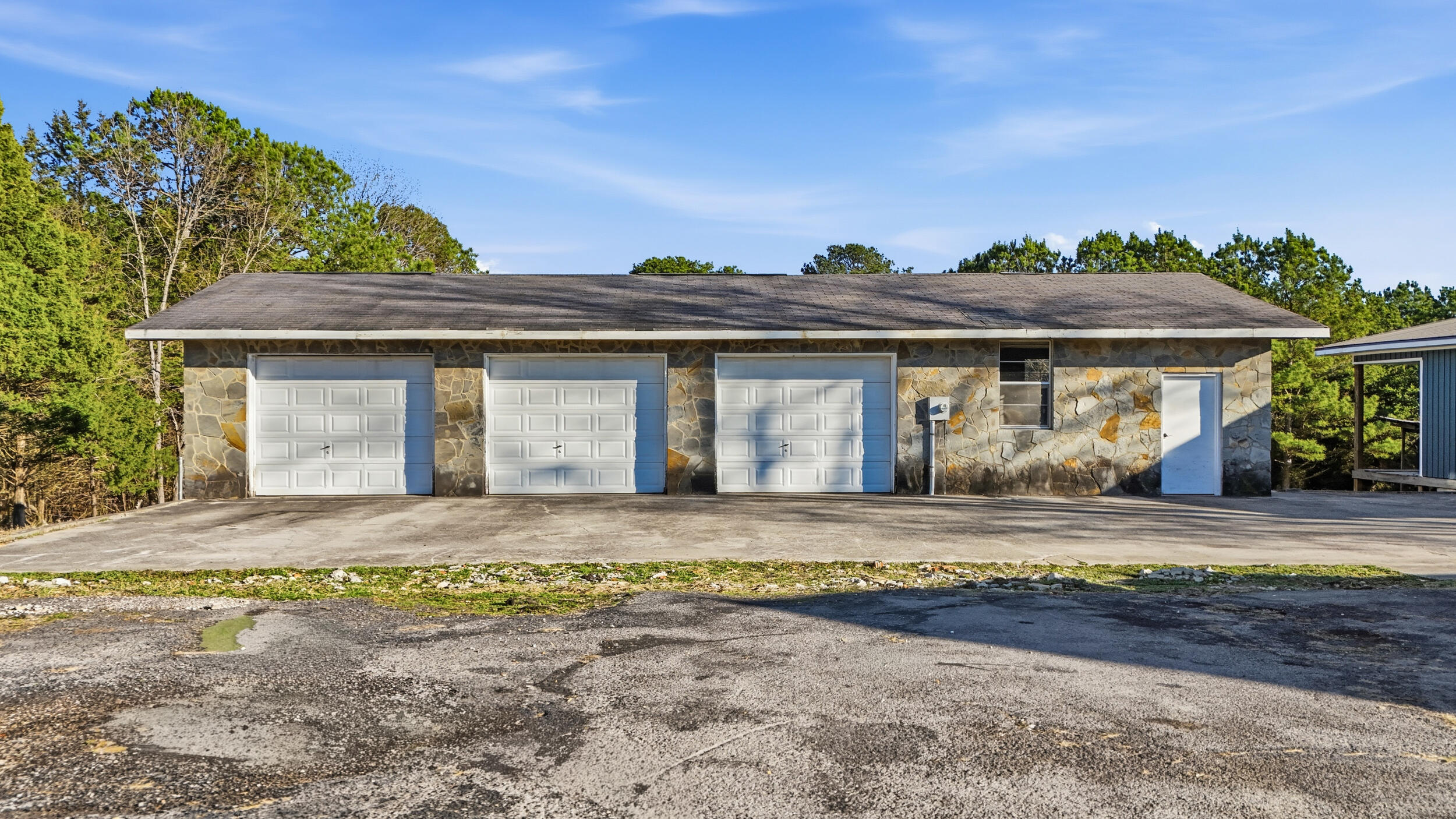 10407 Sims-Harris Road Ooltewah, TN 37363 - Photo 36 of 47 3 Car Garage/Shop