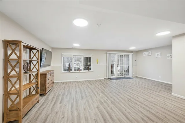 $479,990 | 1053 North Glenview Court, Palatine, IL 60067