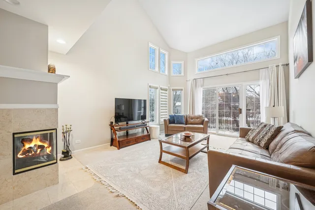 $479,990 | 1053 North Glenview Court, Palatine, IL 60067