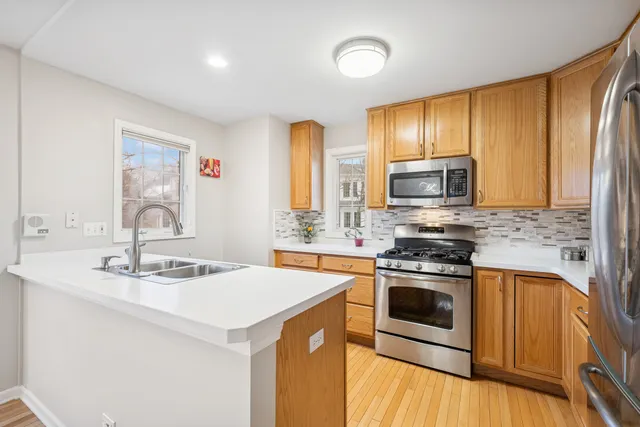 $479,990 | 1053 North Glenview Court, Palatine, IL 60067