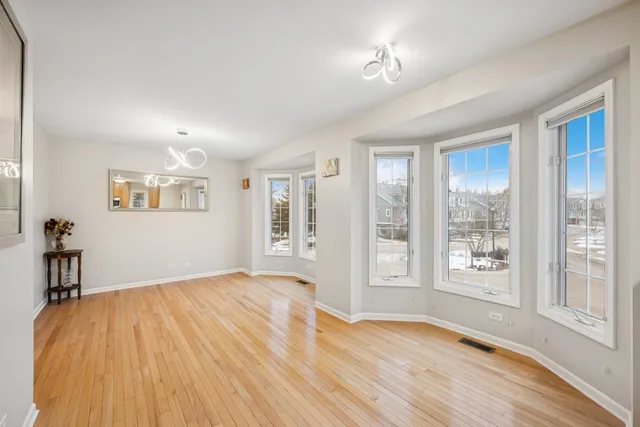 $479,990 | 1053 North Glenview Court, Palatine, IL 60067