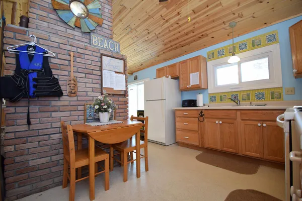 $789,000 | 4549 Lunsman Drive, Danbury, WI 54830