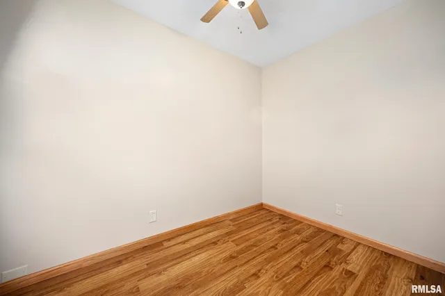 $159,900 | 1101 Eisenhower Drive, Unit A, Pekin, IL 61554