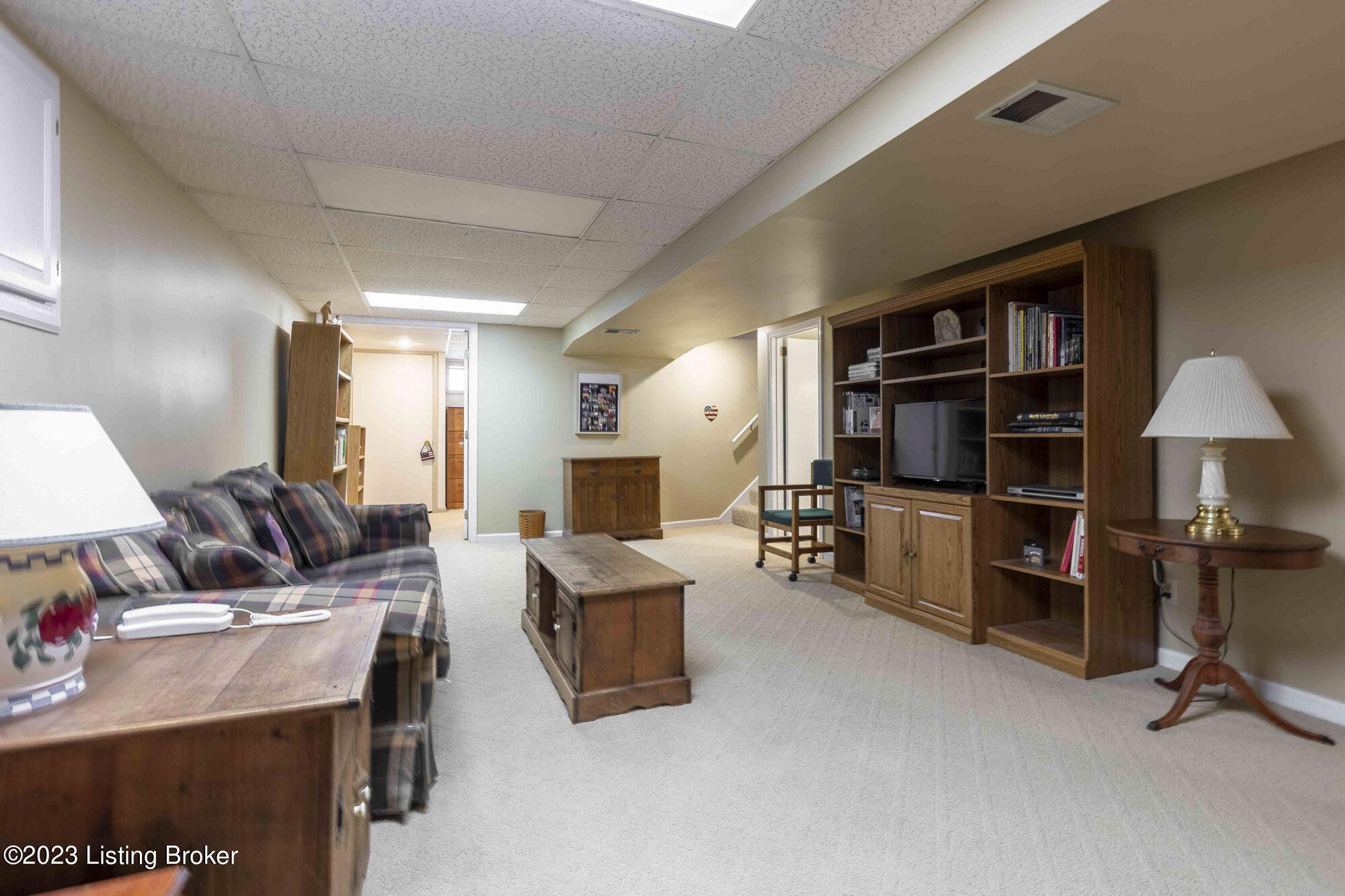 6601 Windhurst Road Louisville, KY 40207 - Photo 34 of 48 E0CB8116-5518-4BE3-B381-0FCFCDC3D4EE