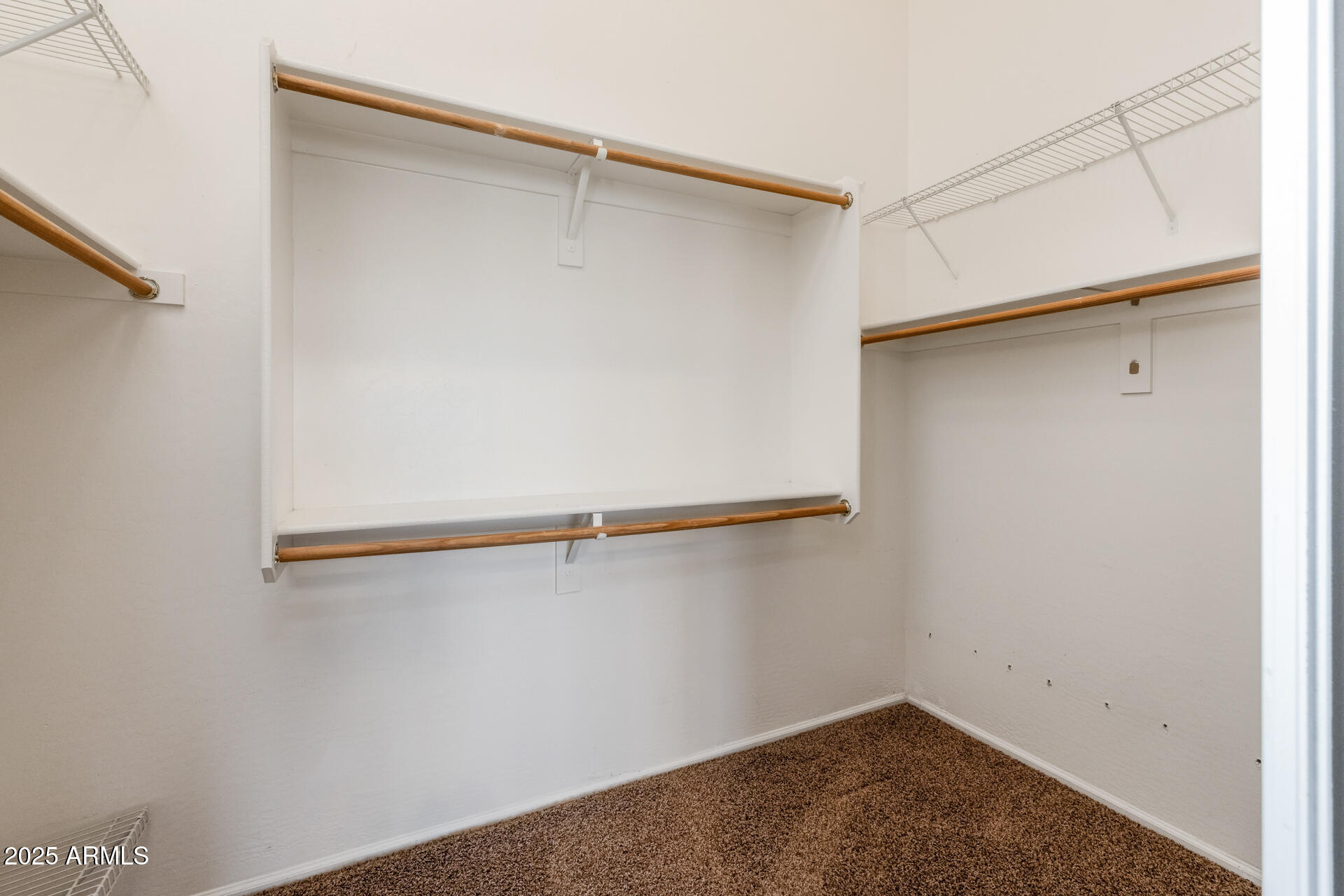 21579 Greenway Road Maricopa, AZ 85138 - Photo 23 of 51 26)MASTER CLOSET