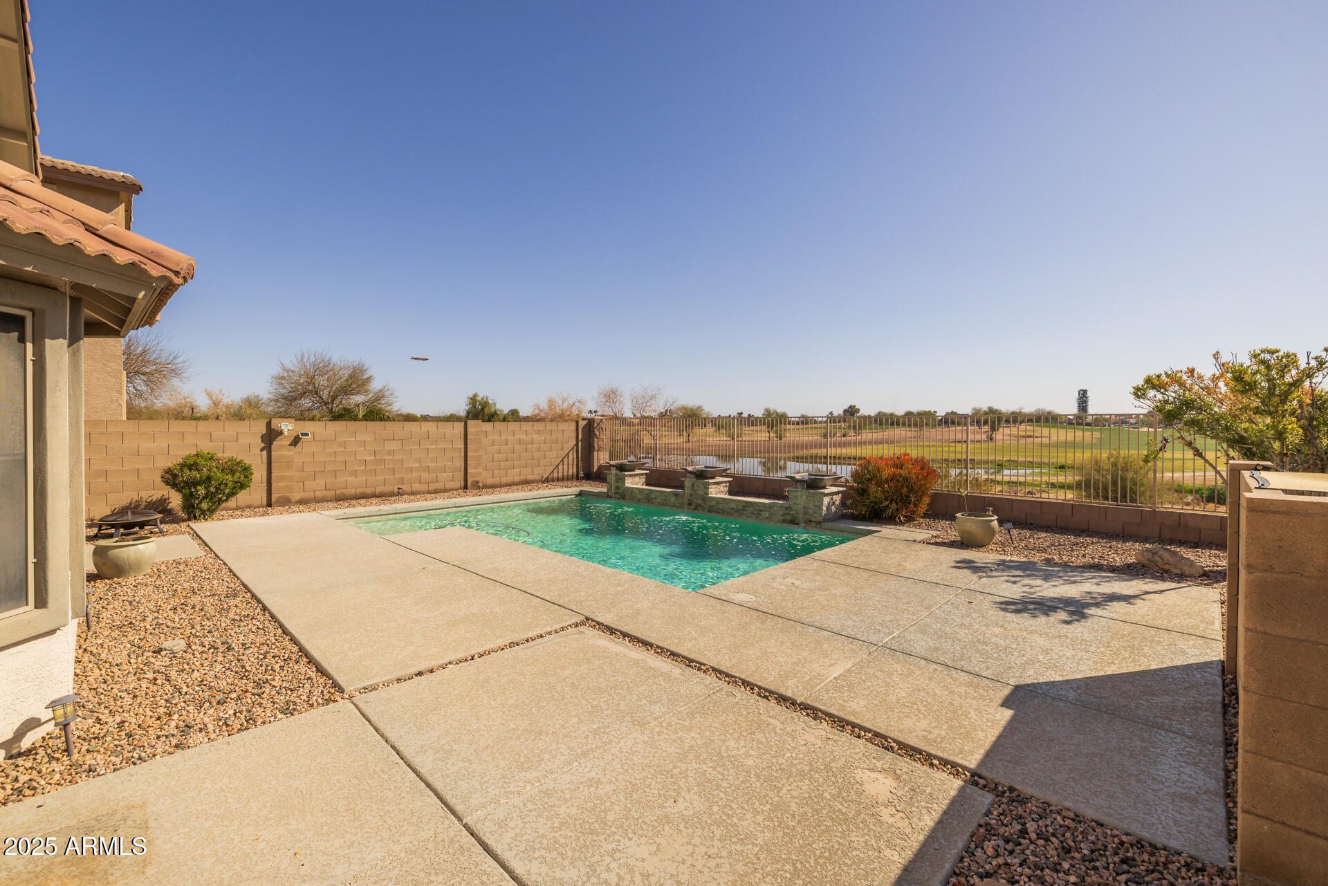 21579 Greenway Road Maricopa, AZ 85138 - Photo 32 of 51 37)BACKYARD