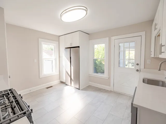 $309,900 | 129 West Blair Street, West Chicago, IL 60185