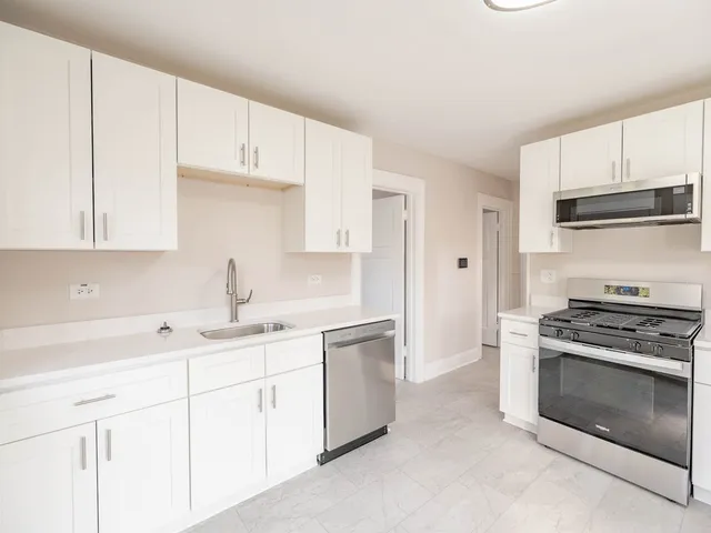 $309,900 | 129 West Blair Street, West Chicago, IL 60185