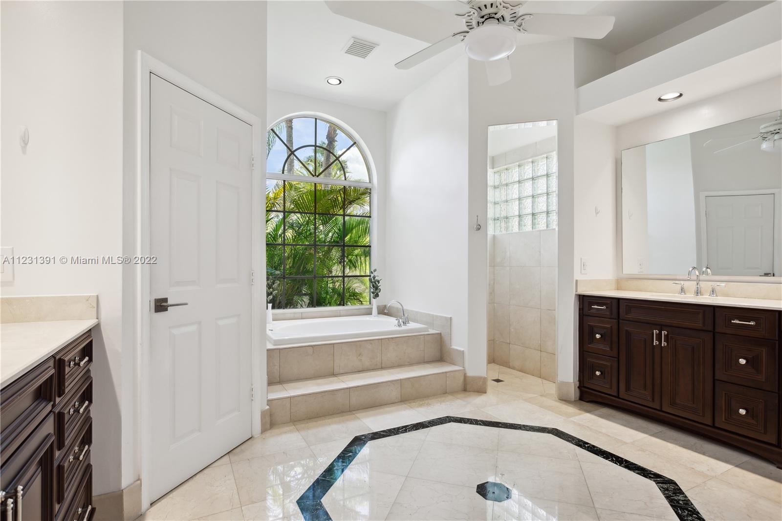 152 Dockside Circle Weston, FL 33327 - Photo 14 of 27