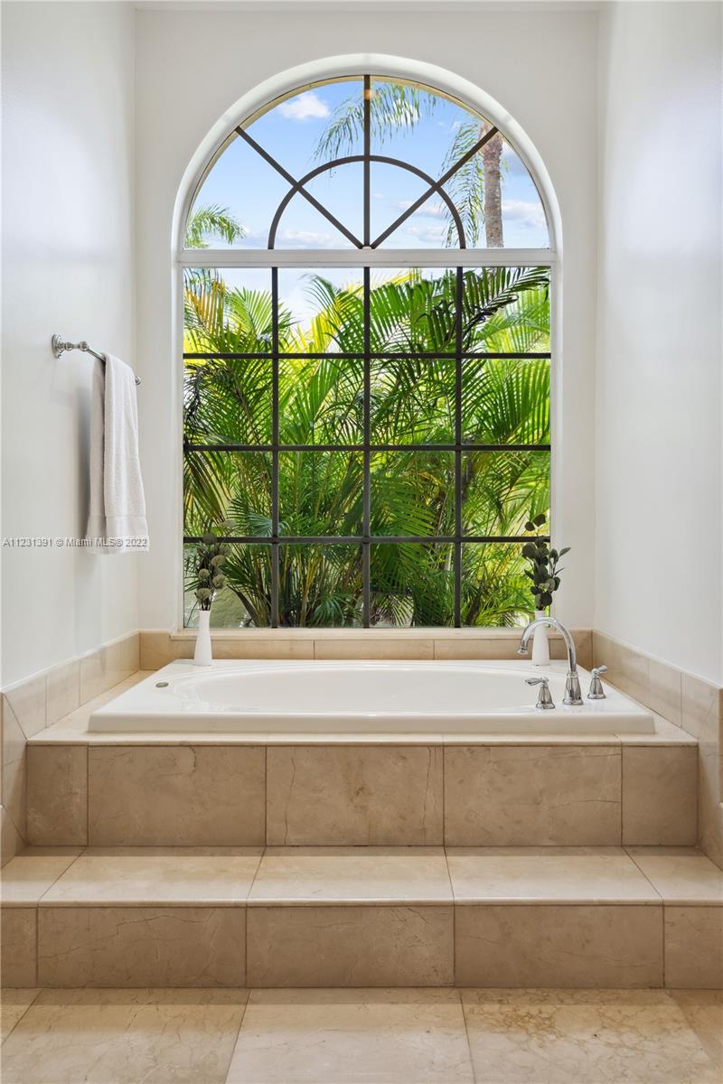 152 Dockside Circle Weston, FL 33327 - Photo 15 of 27