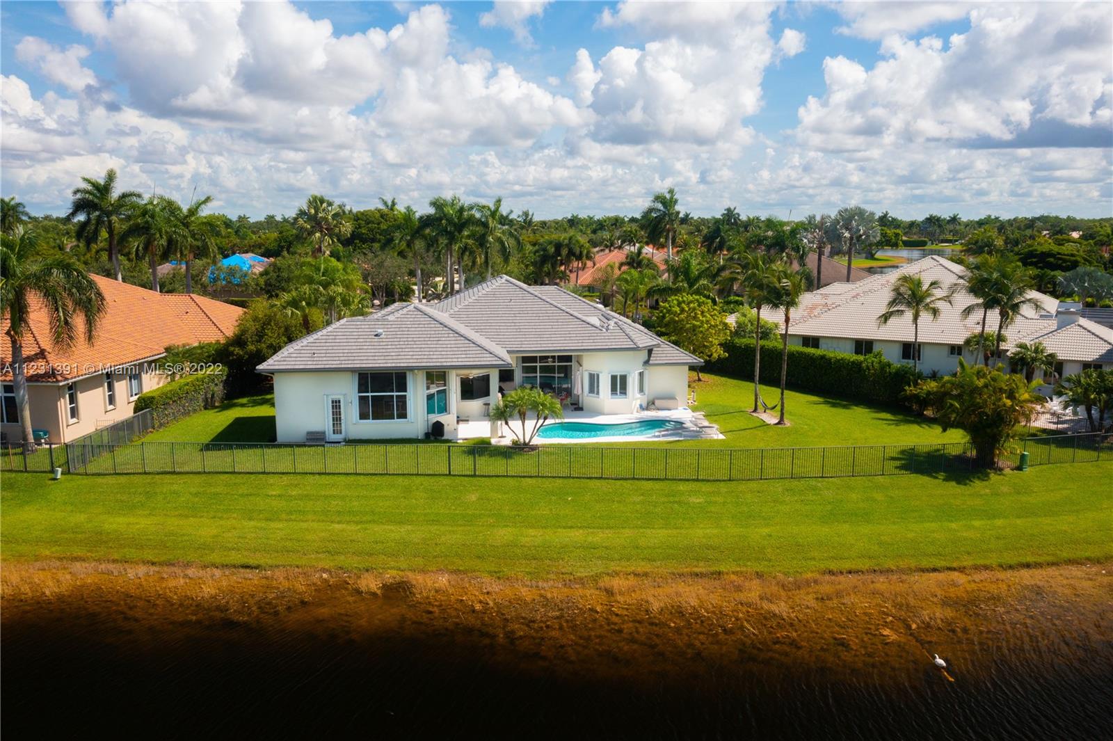 152 Dockside Circle Weston, FL 33327 - Photo 23 of 27