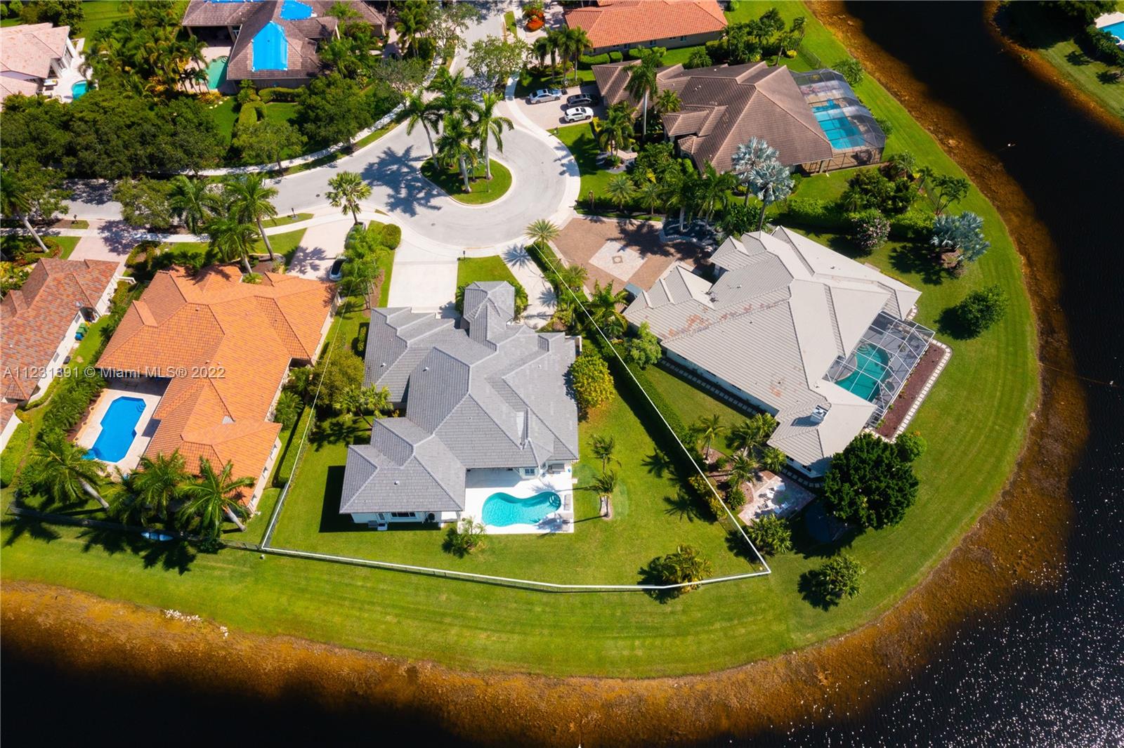 152 Dockside Circle Weston, FL 33327 - Photo 24 of 27