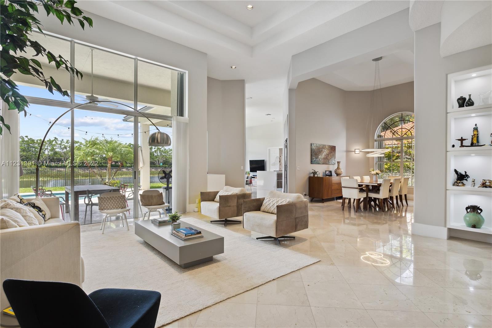 152 Dockside Circle Weston, FL 33327 - Photo 3 of 27