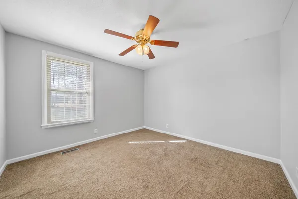 $1,395 | 512 Yvonne Drive, Clarksville, TN 37042