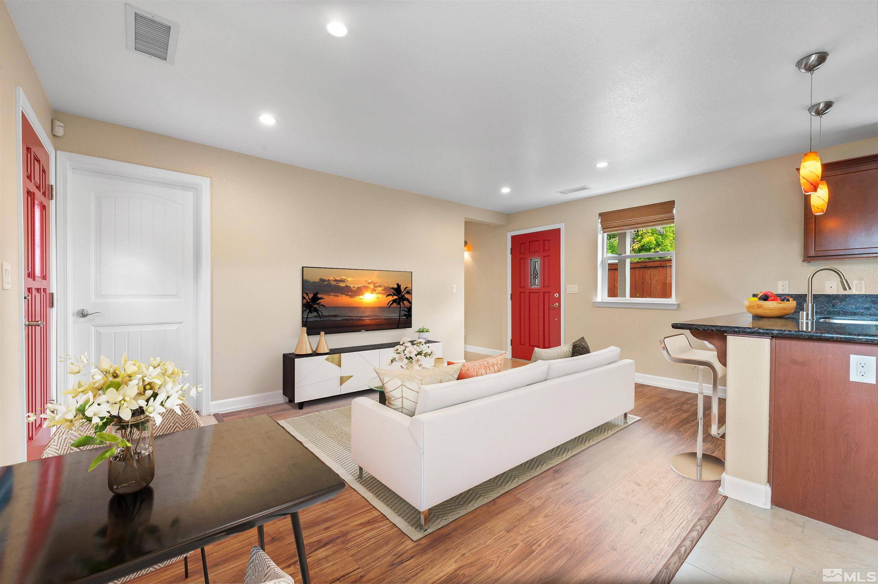 58 Caliente Street Reno, NV 89509 - Photo 4 of 28 Photo 5