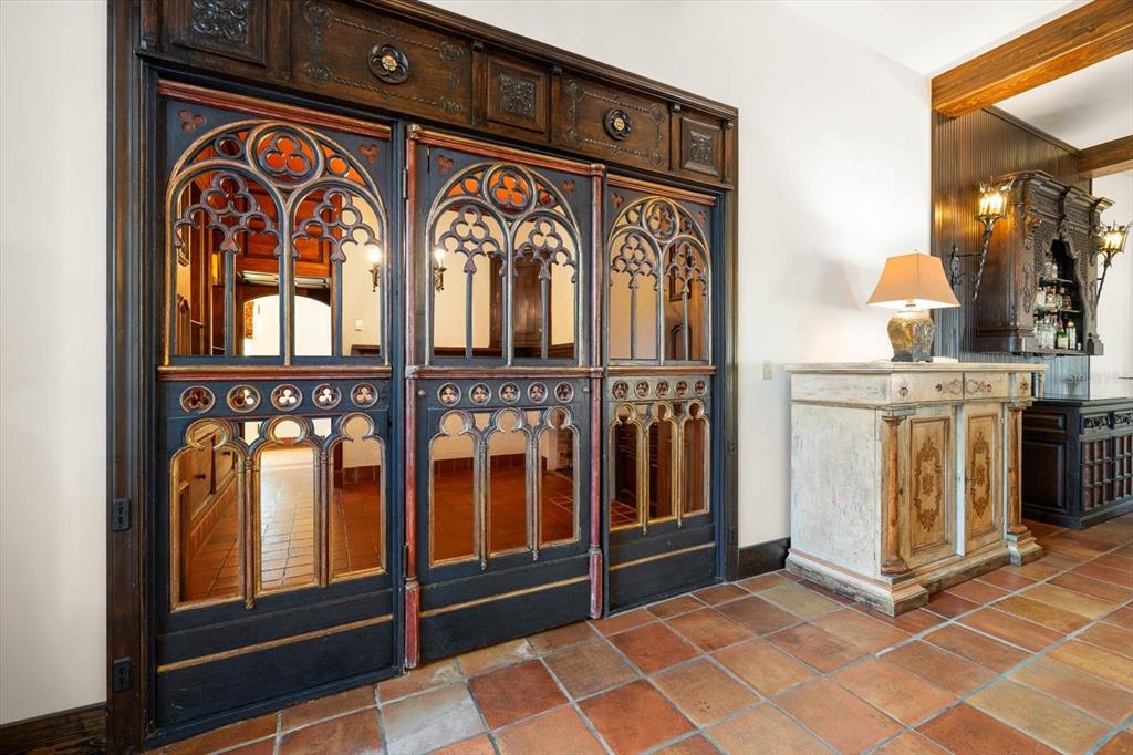 1102 Palmview Avenue Belleair, FL 33756 - Photo 13 of 81