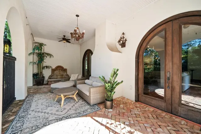 $3,100,000 | 1102 Palmview Avenue, Belleair, FL 33756