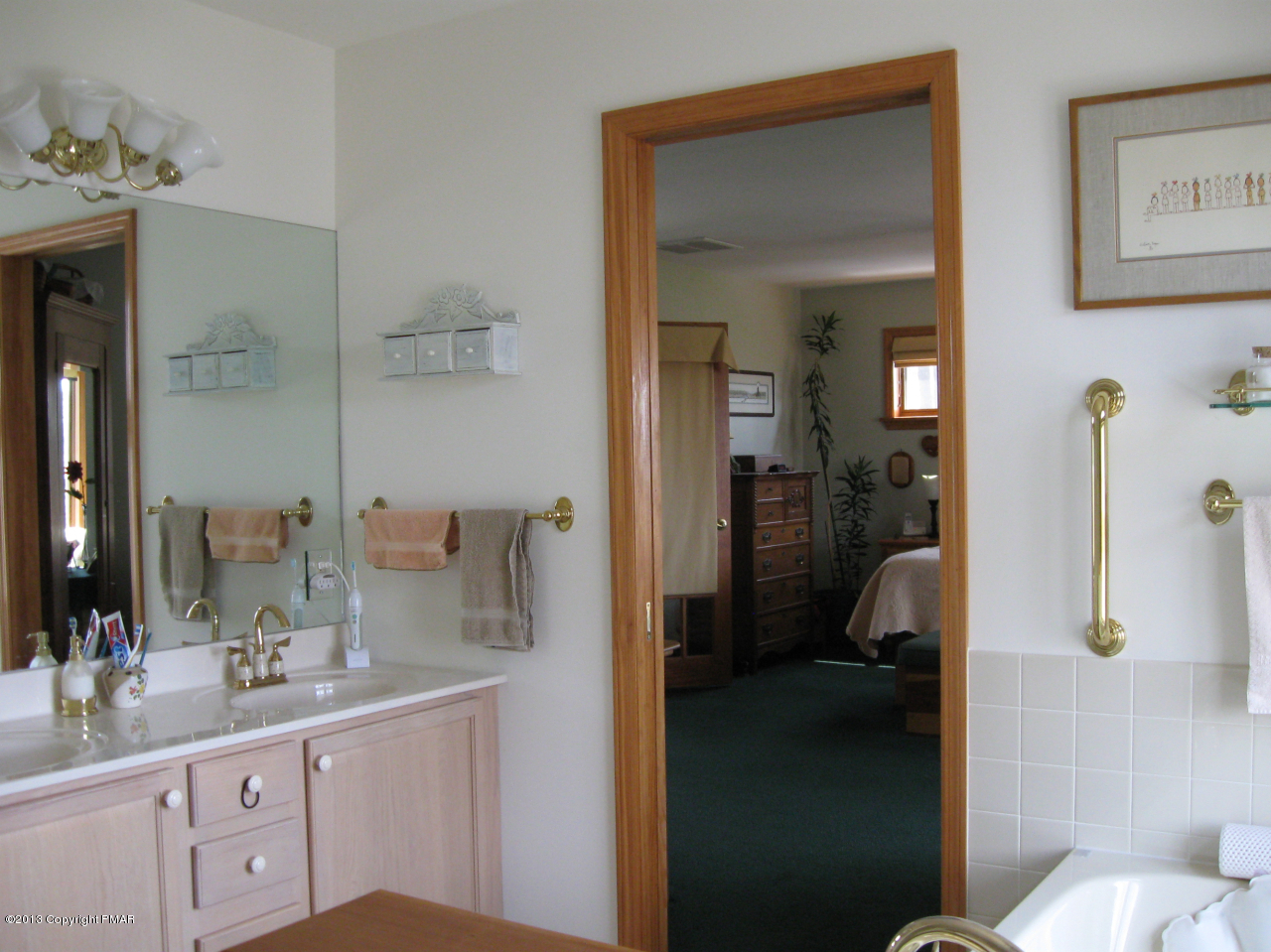 362 Fawn Road Pocono Lake, PA 18347 - Photo 28 of 49 Master Bath Suite