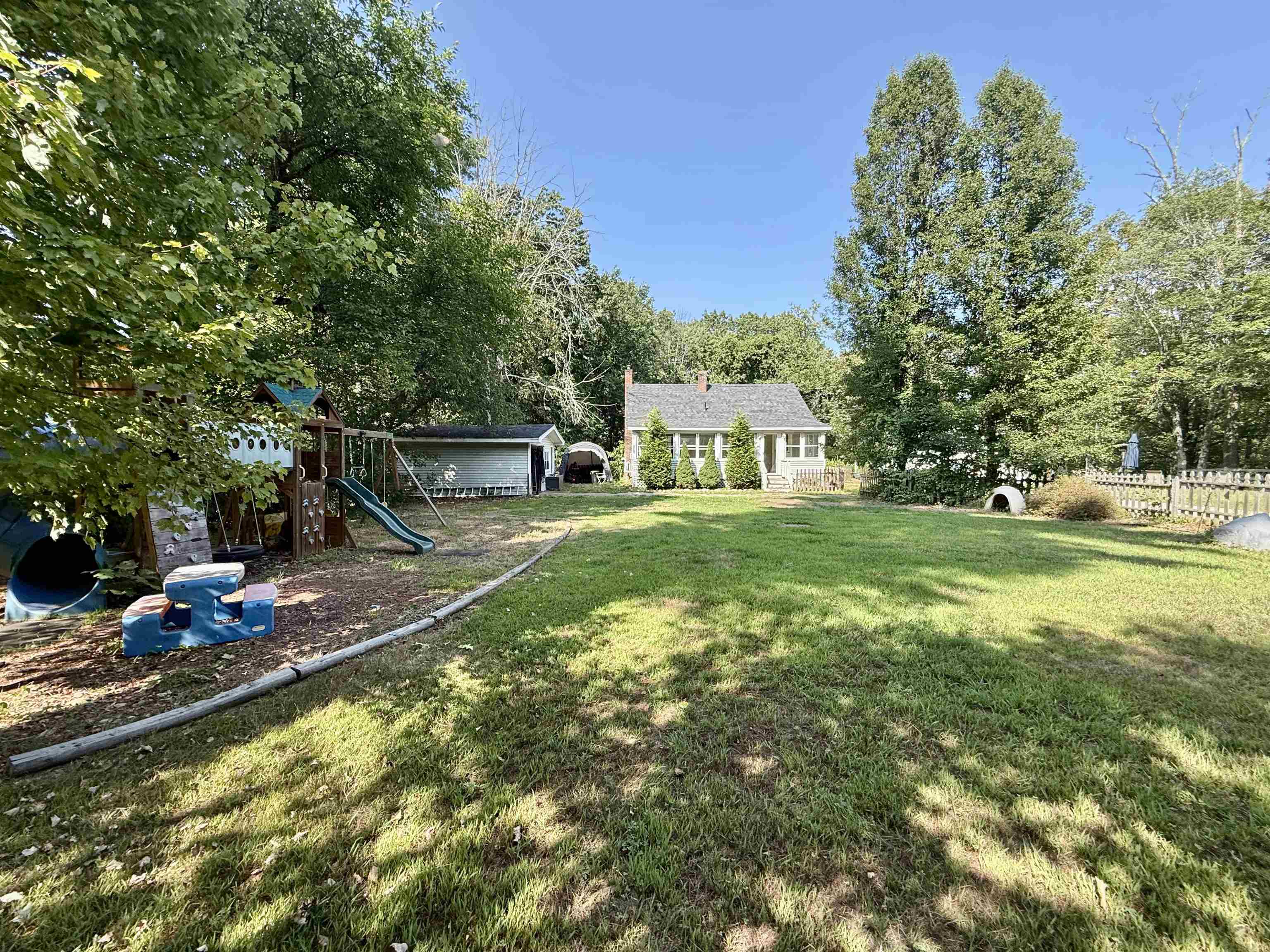33 Grandview Road Bow, NH 03304 - Photo 2 of 30 Gallery Image 2
