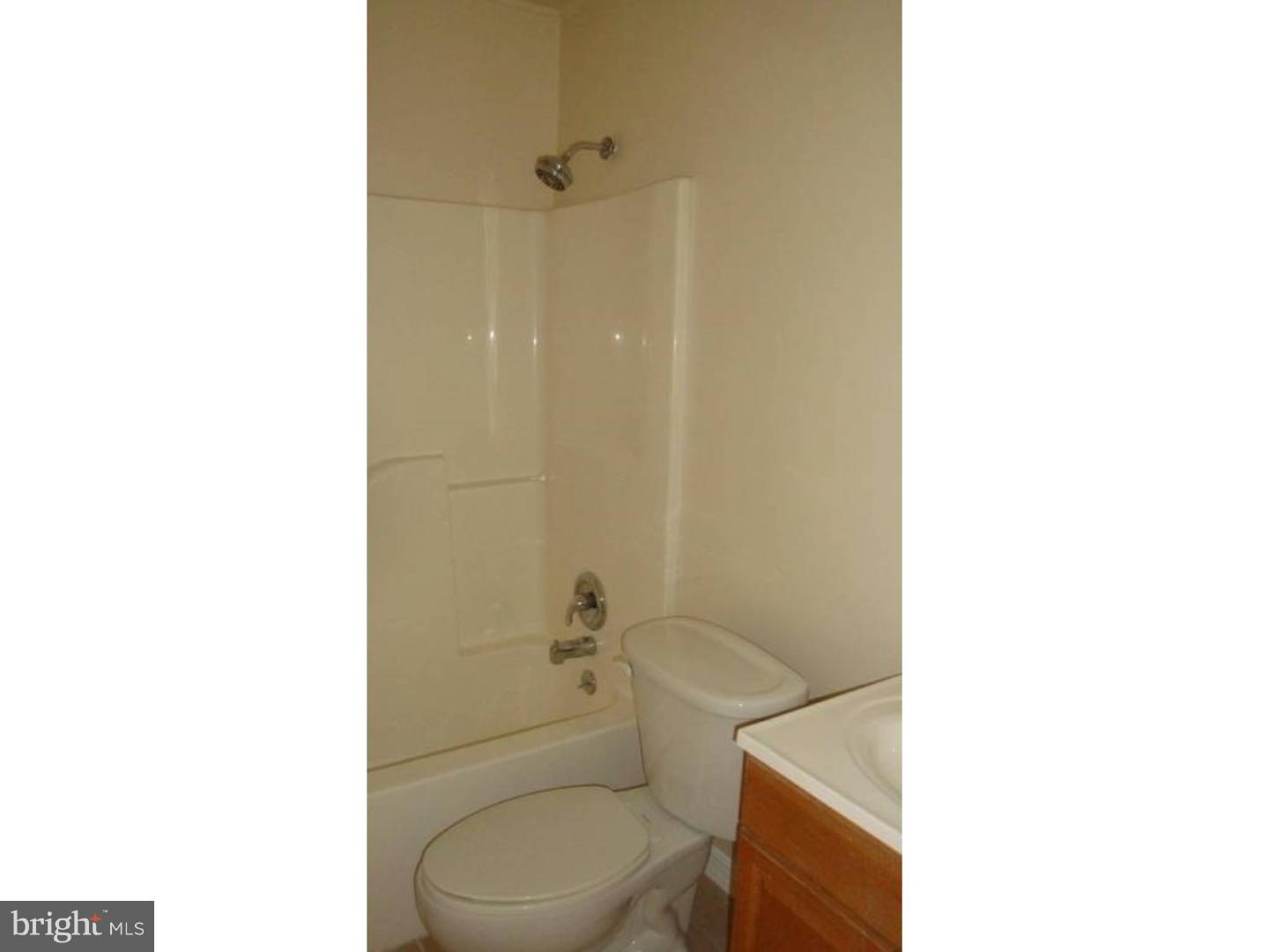 42 Gridiron Road Levittown, PA 19057 - Photo 4 of 6