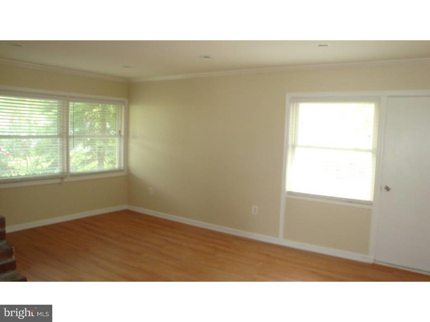 42 Gridiron Road Levittown, PA 19057 - Photo 5 of 6