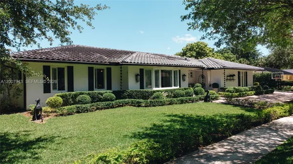 $2,350,000 | 16241 West Troon Circle, Miami Lakes, FL 33014