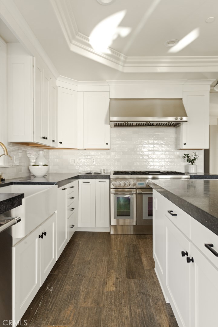 657 Via Faisan San Clemente, CA 92673 - Photo 11 of 71