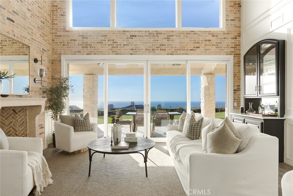 657 Via Faisan San Clemente, CA 92673 - Photo 2 of 71